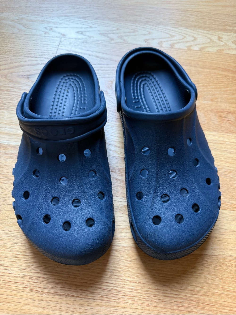 CROCS Classic Clog Slip-Ons -Navy